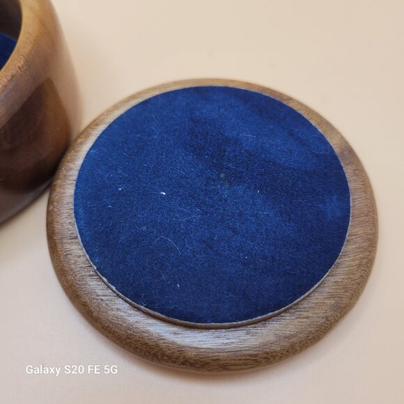 Woodstones Round Brazilian Wooden Agate Inlaid Top Trinket Jewelry Box - Picture 3 of 10